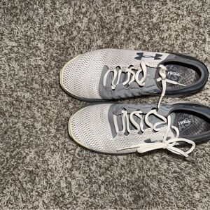 Under Armour Men's Gray Running Shoes